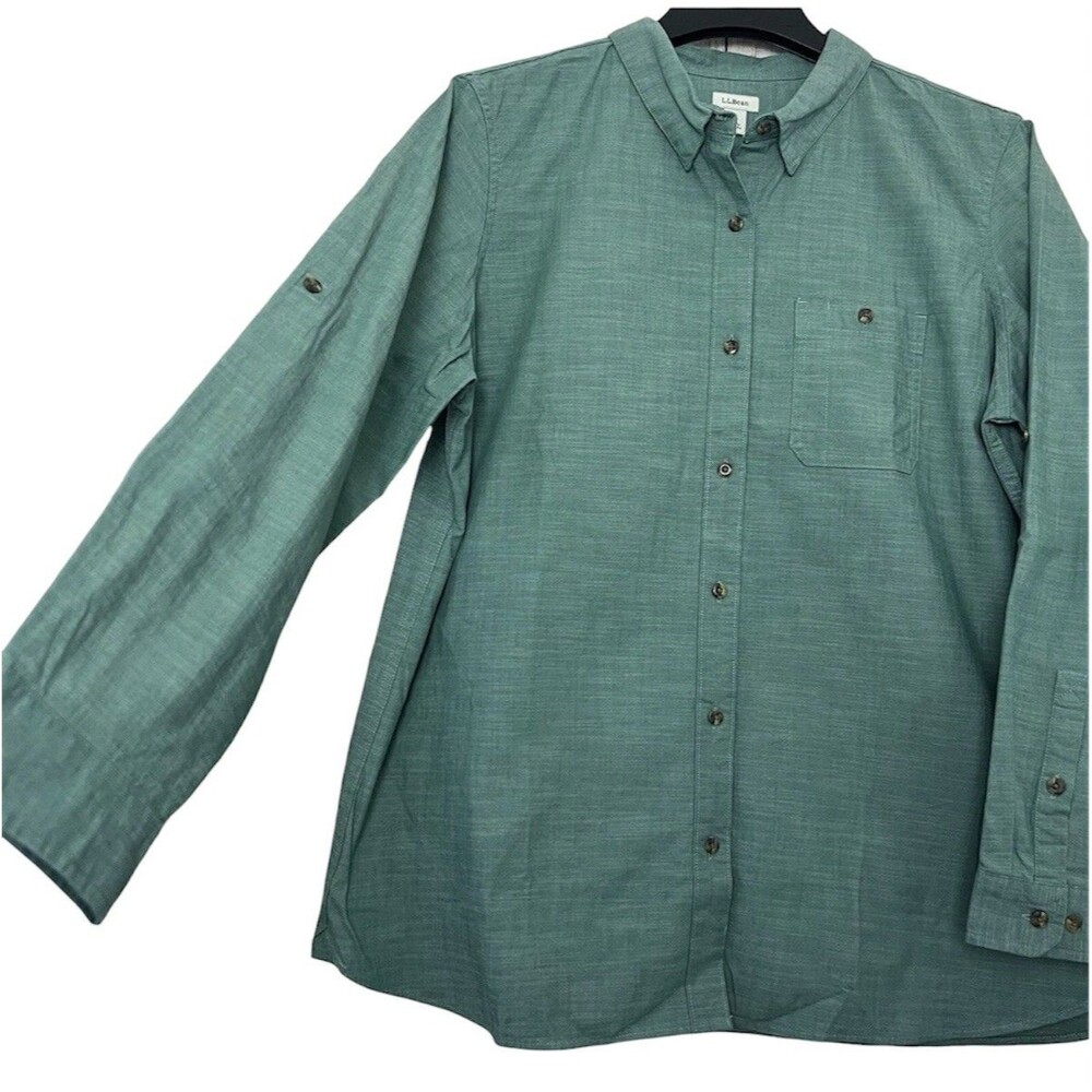 LL Bean Green Cotton Traditional Fit Long Sleeve Button Up Shirt Women’s Large